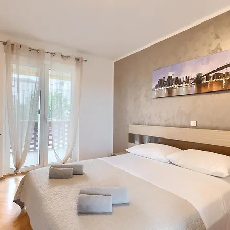 度假居 House Casa Alberta 罗维尼村