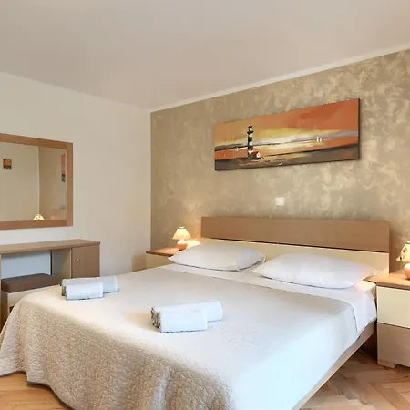 House Casa Alberta * 罗维尼村